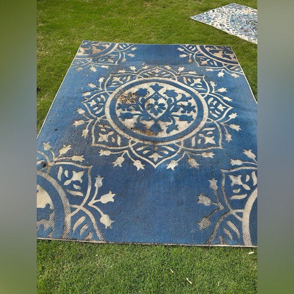 Dragon Juice all natural Liquid soap
2 - 32oz spray containers (1/2 gall…🐉 - Picture 13 of 17